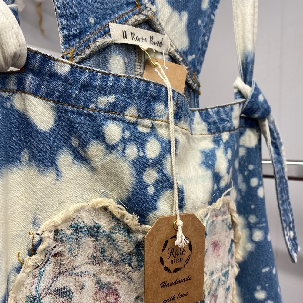 A Rare Bird Floral Jumpsuit - Picture 3 of 7